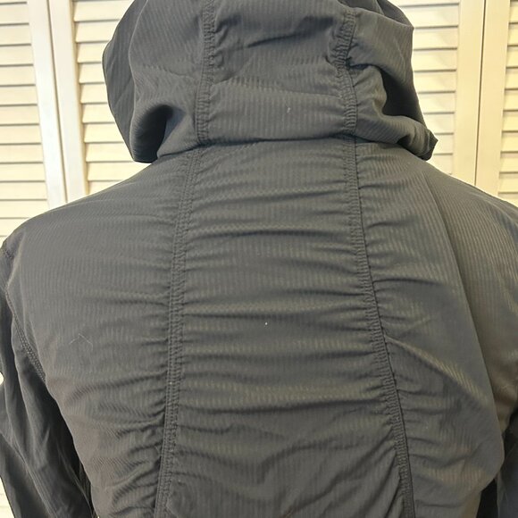 Lululemon Black Fitted Jacket with Hood: Size 4/6 - Picture 13 of 16